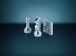 Emco Concept Mill 55: CNC milling center
Application example chess pieces