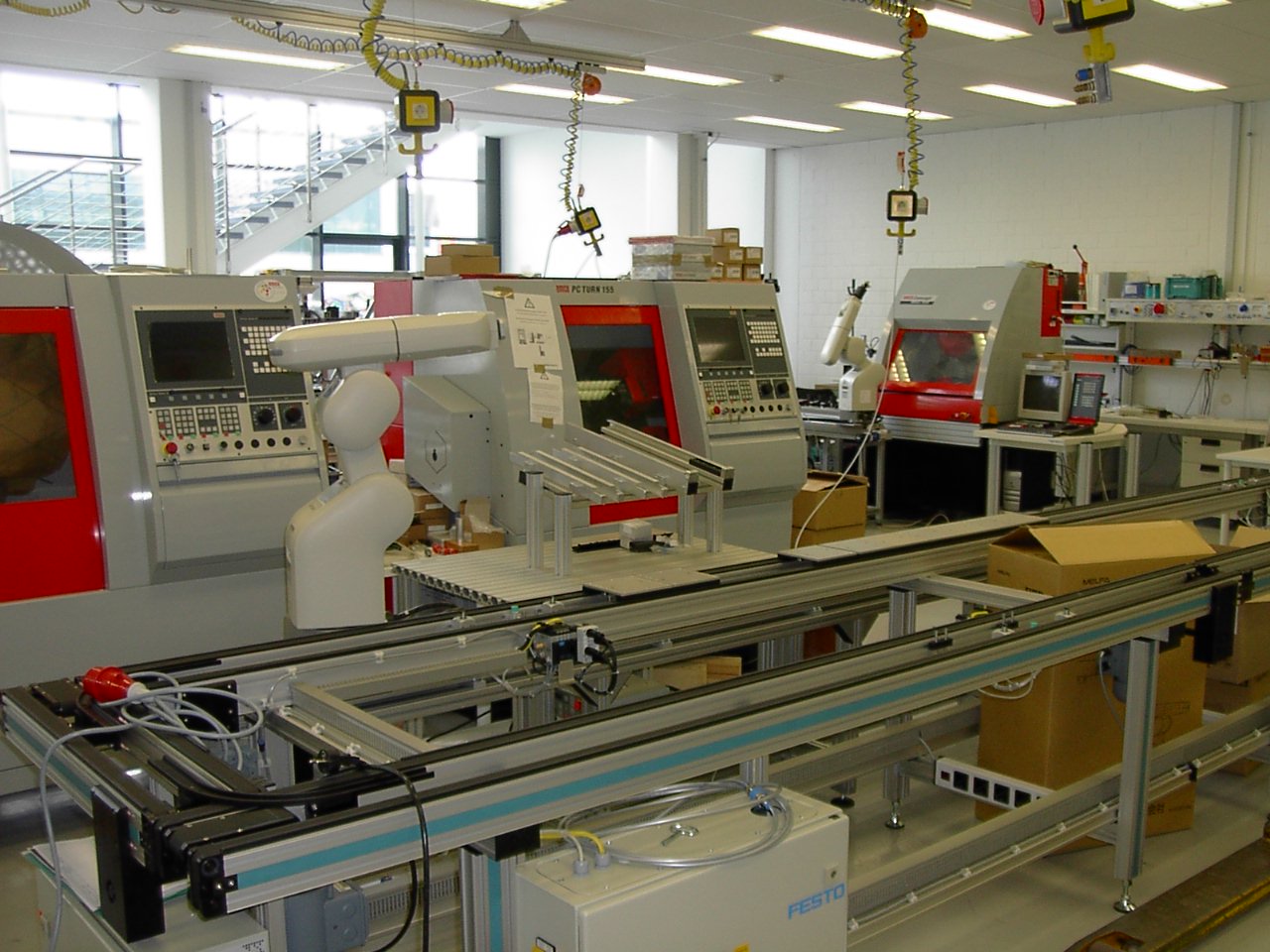 Emco Concept Mill 250: CNC-Drehmaschine für die Ausbildung
Automation